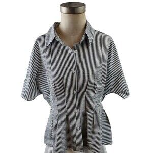 Aveloria Women's Top sz XL Black & White Striped Fitted Collared Blouse